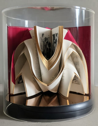 Plush Booksculpture – ‘ANNA HASTINGS’
