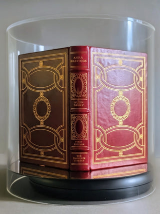 Plush Booksculpture – ‘ANNA HASTINGS’