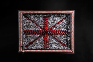 LOVERS IN THE GARDEN